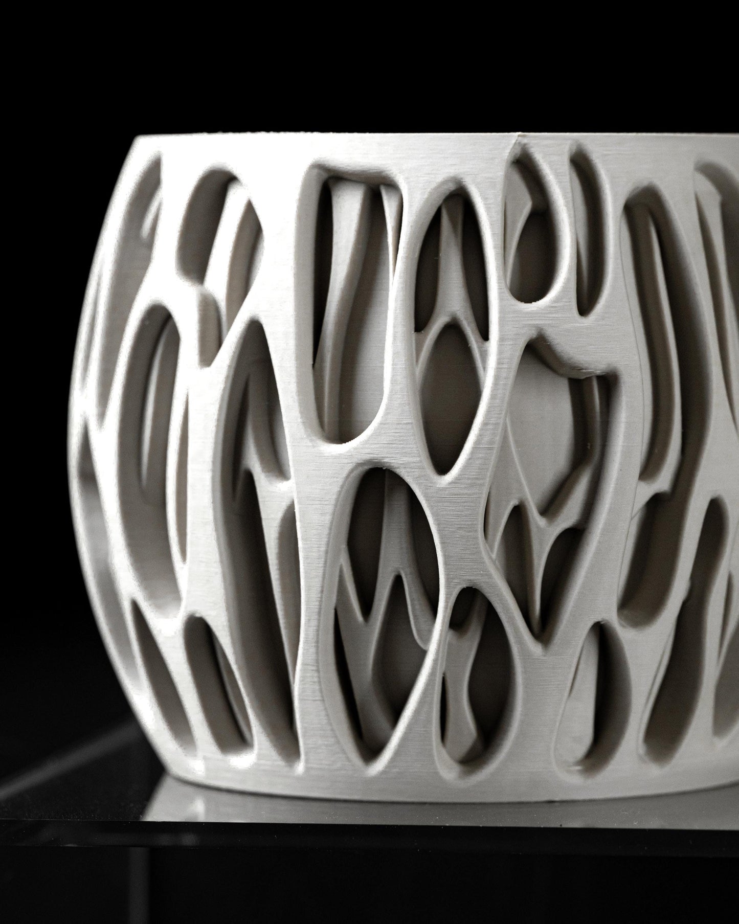 Moderner Blumentopf mit Drainage "Melt"| Exklusiv 3D gedruckter Topf für Blumen & Pflanzen