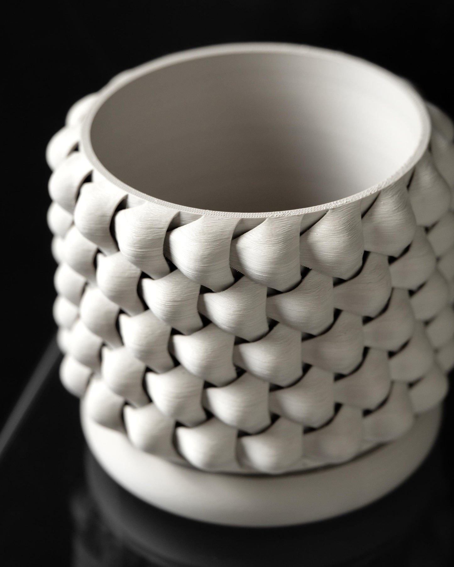Moderner Blumentopf mit Drainage "Brok"| Exklusiv 3D gedruckter Topf für Blumen & Pflanzen