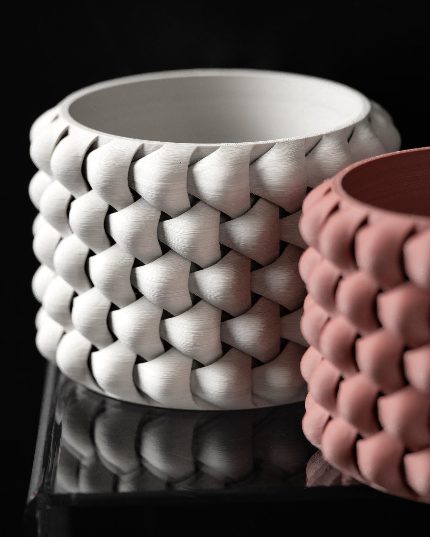 Moderner Blumentopf mit Drainage "Brok"| Exklusiv 3D gedruckter Topf für Blumen & Pflanzen